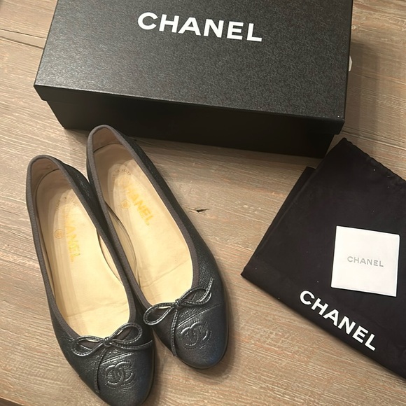 Chanel Ballet Flats - Picture 1 of 8